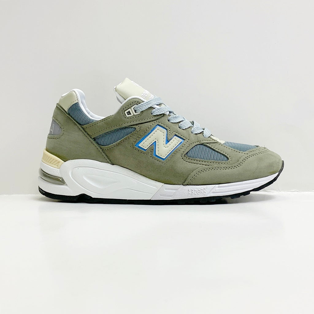 New balance m990v2 online